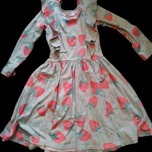 Lot of Dot Dot Smile girls size 7 dresses and leggings